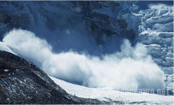 登山隊遇雪崩遇難